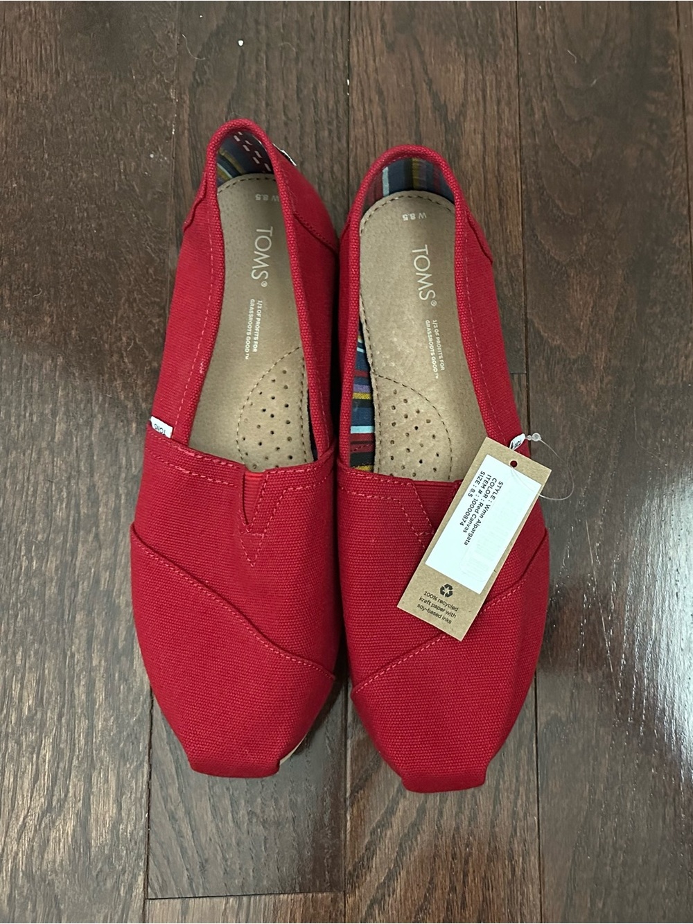 TOMS Women’s Alpargata Canvas Slip-Ons in Red size 8.5 NWT